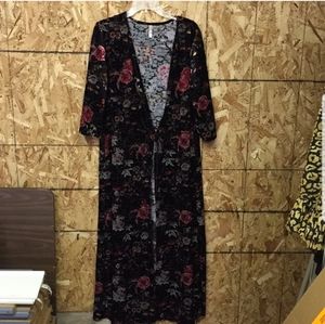Xhilaration Velvet Floral Duster